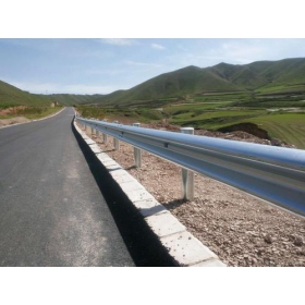 昭通市公路波形护栏工程